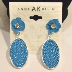 NWT Anne Klein pierced earrings